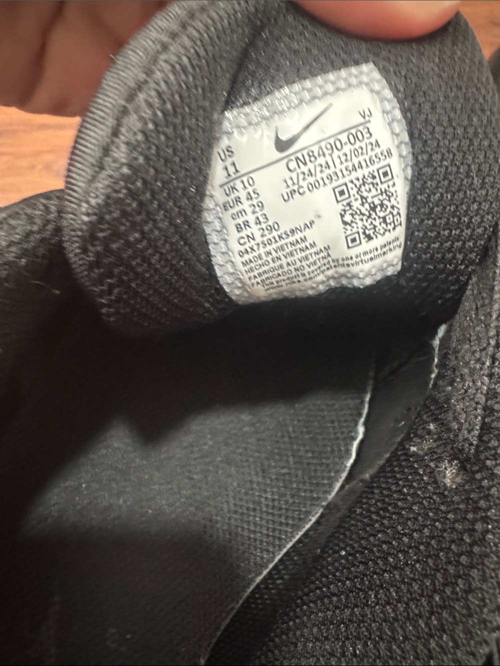 Nike Air Max 90 Athletic Sneakers - Picture 6 of 6